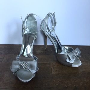 Audrey Brooke silver heels with ankle strap, 8